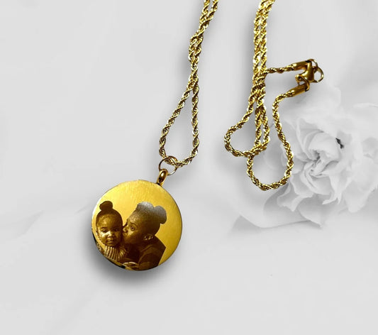 Double-sided Engraved Round Charm Necklace
