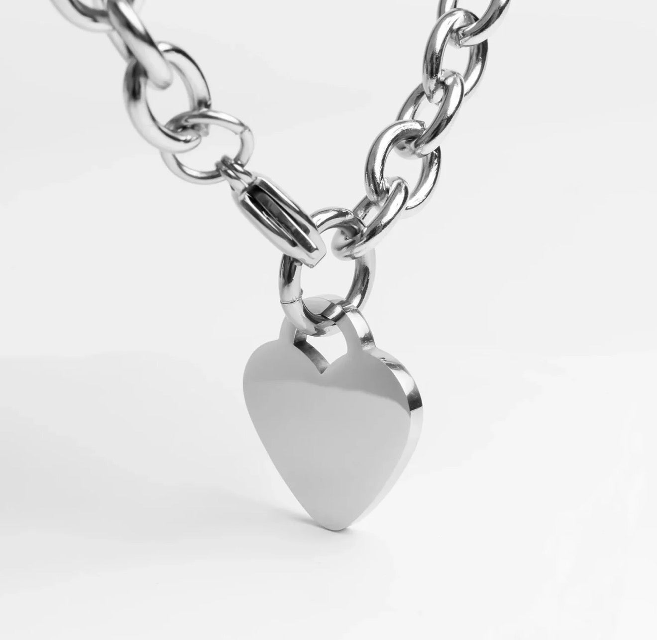 The Heartlink Bracelet
