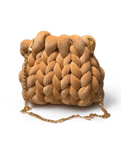 The Knotté Collection