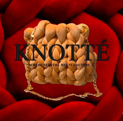 The Knotté Collection
