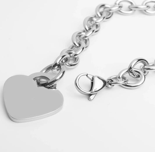 The Heartlink Bracelet